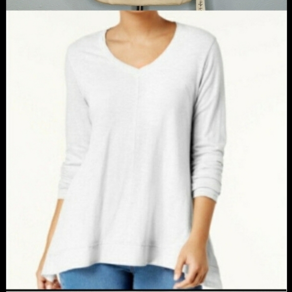 Cotton V-neck sharkbite Tee 3/4 sleeve